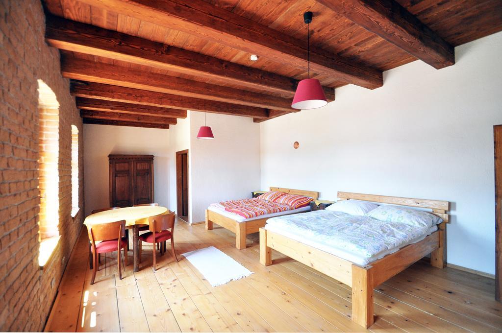 Hotel Rekreacni Areal Dvur Honetice Exteriér fotografie